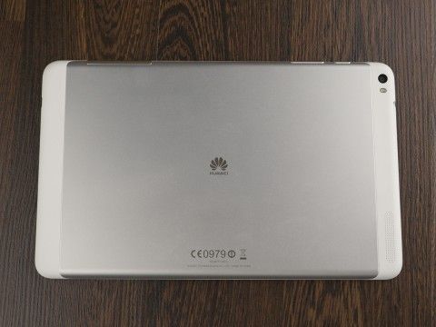 Обзор Huawei MediaPad T1 10.0 LTE: 10 дюймов возле уха