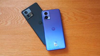 Motorola выпустила на глобальный рынок сразу два новых смартфона