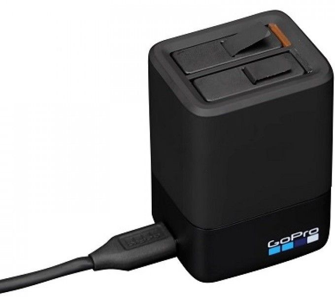 Акція на Зарядний пристрій GoPro Dual Battery Charger + Battery (HERO5 Black) (AADBD-001-RU) від Територія твоєї техніки - 2