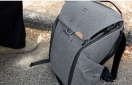 Рюкзак Peak Design Everyday Backpack 20L (BEDB-20-CH-3) Charcoal  - фото 5 - интернет-магазин электроники и бытовой техники TTT