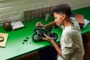 Конструктор LEGO Technic Мотоцикл Kawasaki Ninja H2R 643 детали (42170) - фото 6 - интернет-магазин электроники и бытовой техники TTT