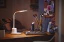 Настільна лампа Philips LED Reading Desk lamp Bucket (929003241107) - фото 3 - інтернет-магазин електроніки та побутової техніки TTT