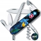 Ніж Victorinox CAMPER DESIGN Блакитно-жовтий ірис 1.3613.3.R2060pk - фото 2 - інтернет-магазин електроніки та побутової техніки TTT
