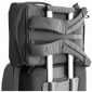 Рюкзак Peak Design Everyday Backpack 30L (BEDB-30-BK-3) Black  - фото 5 - интернет-магазин электроники и бытовой техники TTT