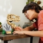 Конструктор LEGO Jurassic World Скамʼянілості динозаврів: череп тиранозавра 577 деталей (76964) - фото 6 - інтернет-магазин електроніки та побутової техніки TTT