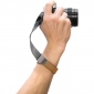 Ремінь для фото Peak Design Cuff Camera Wrist Strap Ash (CF-AS-3) - фото 2 - інтернет-магазин електроніки та побутової техніки TTT