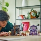 Конструктор LEGO Harry Potter Крамниці Олівандера й мантій від Мадам Малкін 744 деталі (76439) - фото 3 - інтернет-магазин електроніки та побутової техніки TTT