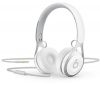 Наушники Beats EP On-Ear A1746 (ML9A2ZM/A) White - фото 2 - интернет-магазин электроники и бытовой техники TTT