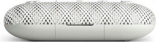 Портативная акустика Philips EverPlay BT3900W/00 White - фото 2 - интернет-магазин электроники и бытовой техники TTT