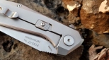 Карманный нож Ruike P135-SF Grey - фото 6 - интернет-магазин электроники и бытовой техники TTT