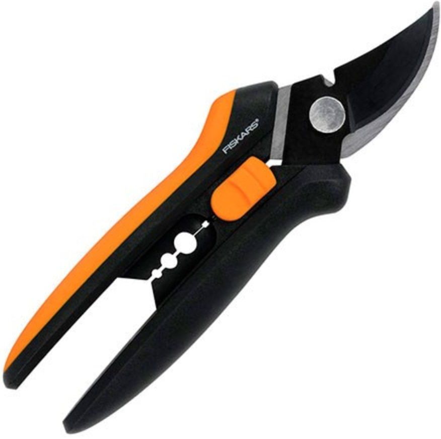 

Секатор для квітів Fiskars Solid SP14 (1051601)