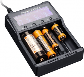 Зарядний пристрій Fenix ARE-A4 (18650, 14500, 26650, АА, ААА, 16340, 10440, С, 21700) Зарядний пристрій Fenix ARE-A4 (18650, 14500, 26650, АА, ААА, 16340, 10440, С, 21700)