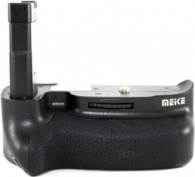 Батарейный блок Meike для Nikon D5500 (4775341800522) Батарейный блок Meike для Nikon D5500 (4775341800522)